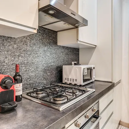 Santa Croce With Private Terrace Rom