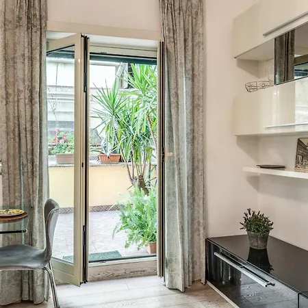 Apartment Santa Croce With Private Terrace Rome