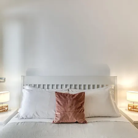 Santa Croce With Private Terrace * Rome